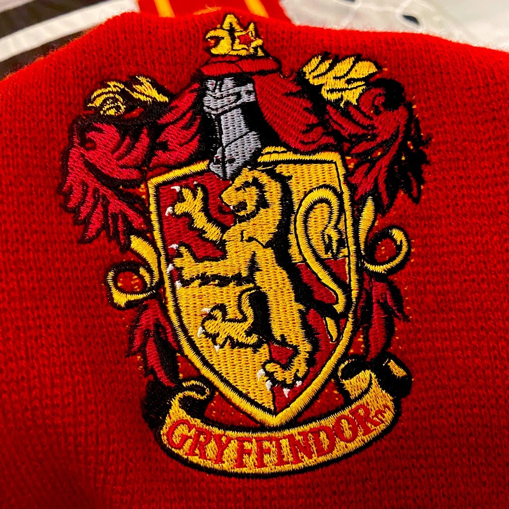 Gryffindor scarf